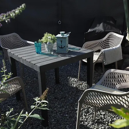 Timmenstrand Apartment *